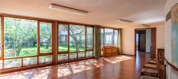 Gebäude in Leivi, Italy 2779m², Nr. 39196 3