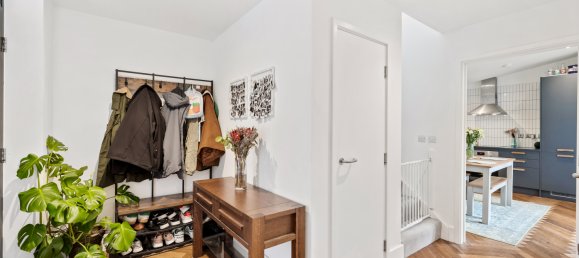 2 bedrooms House in Coulsdon, United Kingdom No. 1000 26