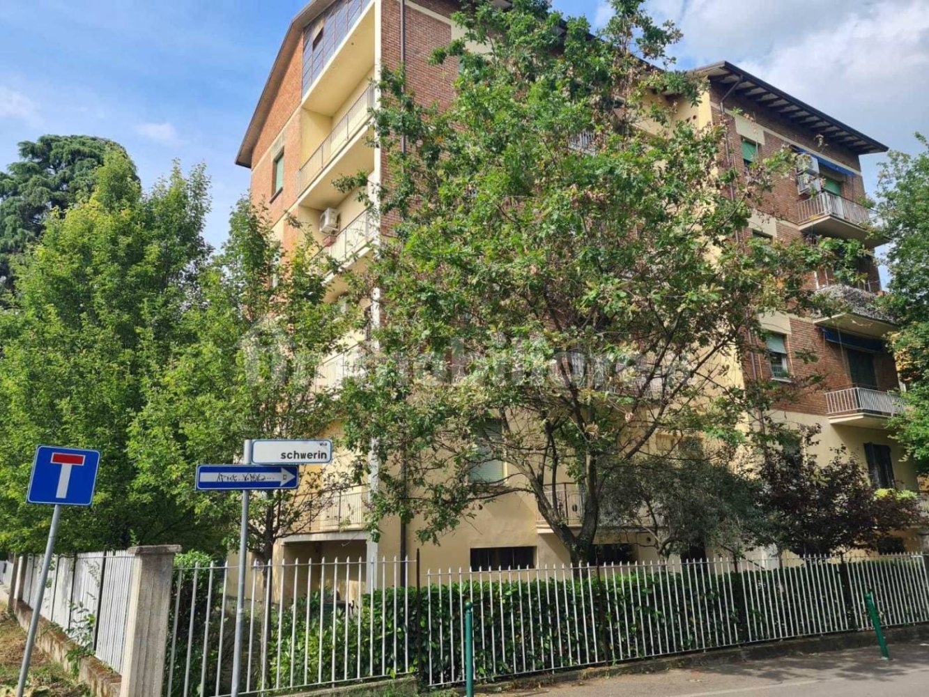 3 bedrooms Apartment in Reggio Emilia, Italy No. 383866