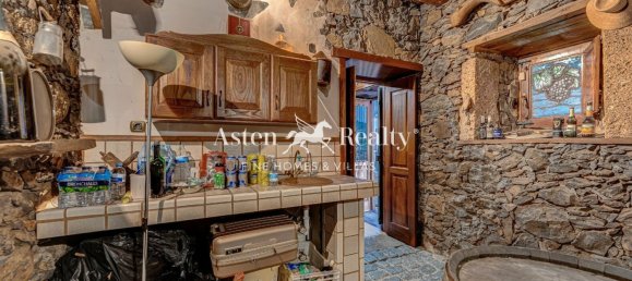 4 bedrooms House in Vilaflor, Spain No. 29762 14