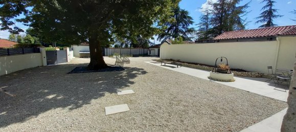 3 bedrooms House in Charente, France No. 303967 2