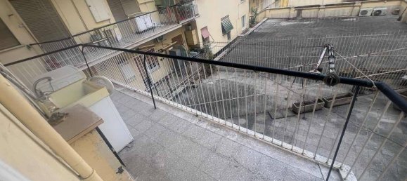 Apartamento de 3 dormitorios en Rome, Italy No. 360430 15