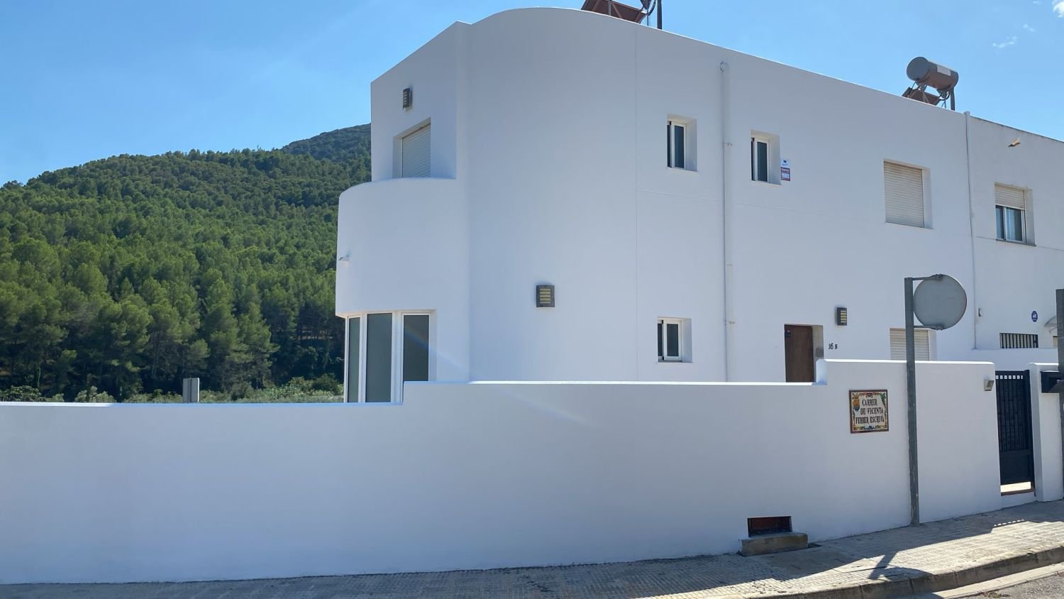 3 bedrooms House in Onda, Spain No. 278695