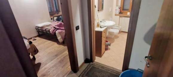 4 rooms Apartment in Vaprio d'Adda, Italy No. 112312 11