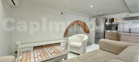 1 bedroom Apartment in Le Beausset, France No. 349853 3