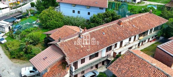 2 bedrooms House in Pavone Canavese, Italy No. 329527 12