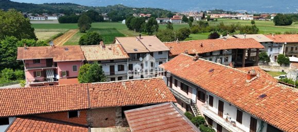 2 bedrooms House in Pavone Canavese, Italy No. 329527 10