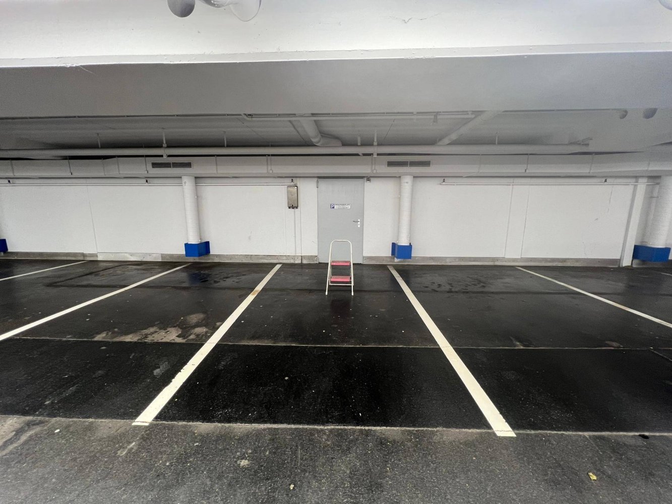 38m² Garage in Kufstein, Austria No. 15118