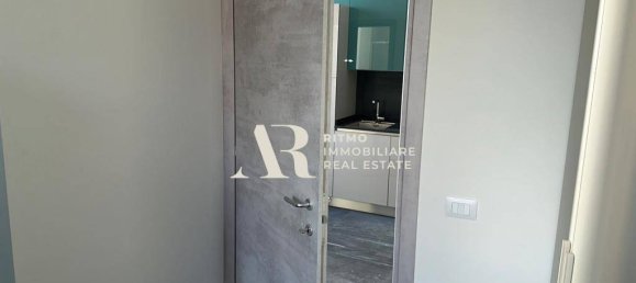 1 bedroom Apartment in Florence, Italy No. 193928 16