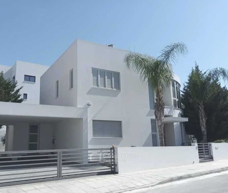 3 bedrooms Villa in Strovolos, Cyprus No. 21169