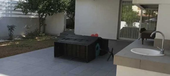 3 bedrooms Villa in Strovolos, Cyprus No. 21169 2