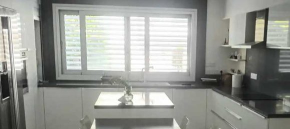 3 bedrooms Villa in Strovolos, Cyprus No. 21169 4