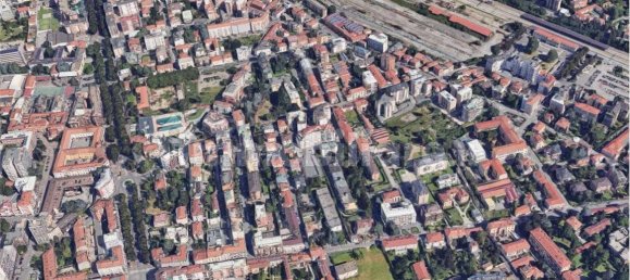 Estudio en Busto Arsizio, Italy No. 295828 5