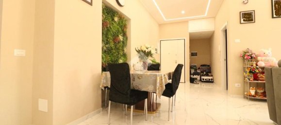 5 rooms Apartment in Genzano di Roma, Italy No. 173038 2