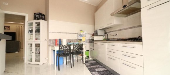 5 rooms Apartment in Genzano di Roma, Italy No. 173038 4