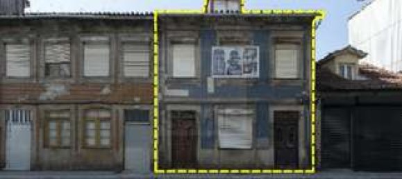 730m² Building in Porto, Portugal No. 138427 4