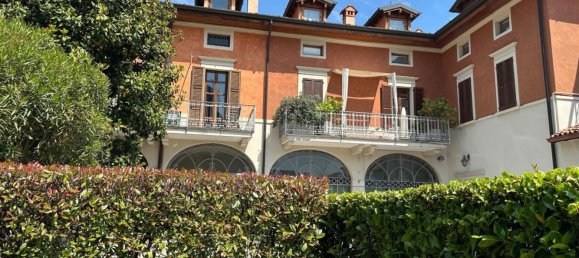 4 bedrooms Apartment in Desenzano del Garda, Italy No. 365610 10
