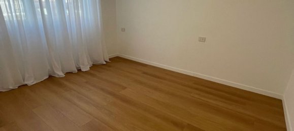 3 Schlafzimmer Wohnung in Milan, Italy, Nr. 244825 10