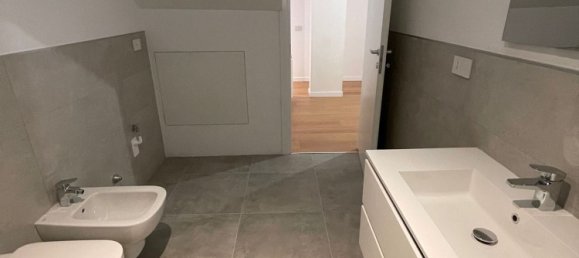 3 Schlafzimmer Wohnung in Milan, Italy, Nr. 244825 13