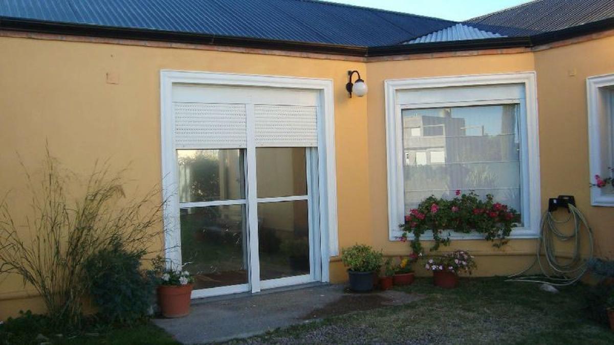 2 Schlafzimmer Haus in Buenos Aires, Argentina, Nr. 66421