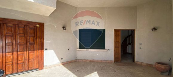 5 bedrooms Villa in San Lorenzello, Italy No. 262168 3