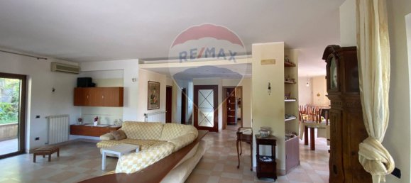 5 bedrooms Villa in San Lorenzello, Italy No. 262168 15