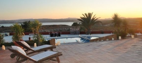 4 bedrooms Villa in Torremendo, Spain No. 189254 8