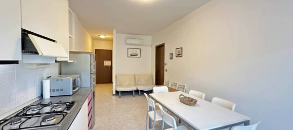 2 bedrooms Apartment in Caorle, Italy No. 280719 9