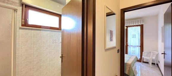 2 bedrooms Apartment in Caorle, Italy No. 280719 24