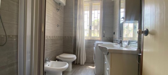 6-salle Appartement à Minturno, Italy No. 306711 18