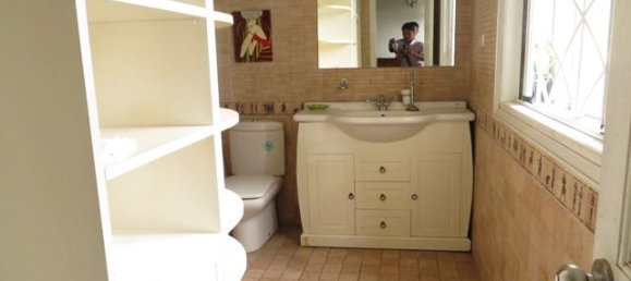 Villa de 4 dormitorios en Tay Ho, Vietnam No. 4196 20