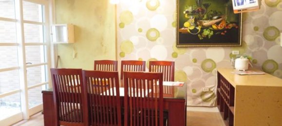 Villa de 4 dormitorios en Tay Ho, Vietnam No. 4196 5