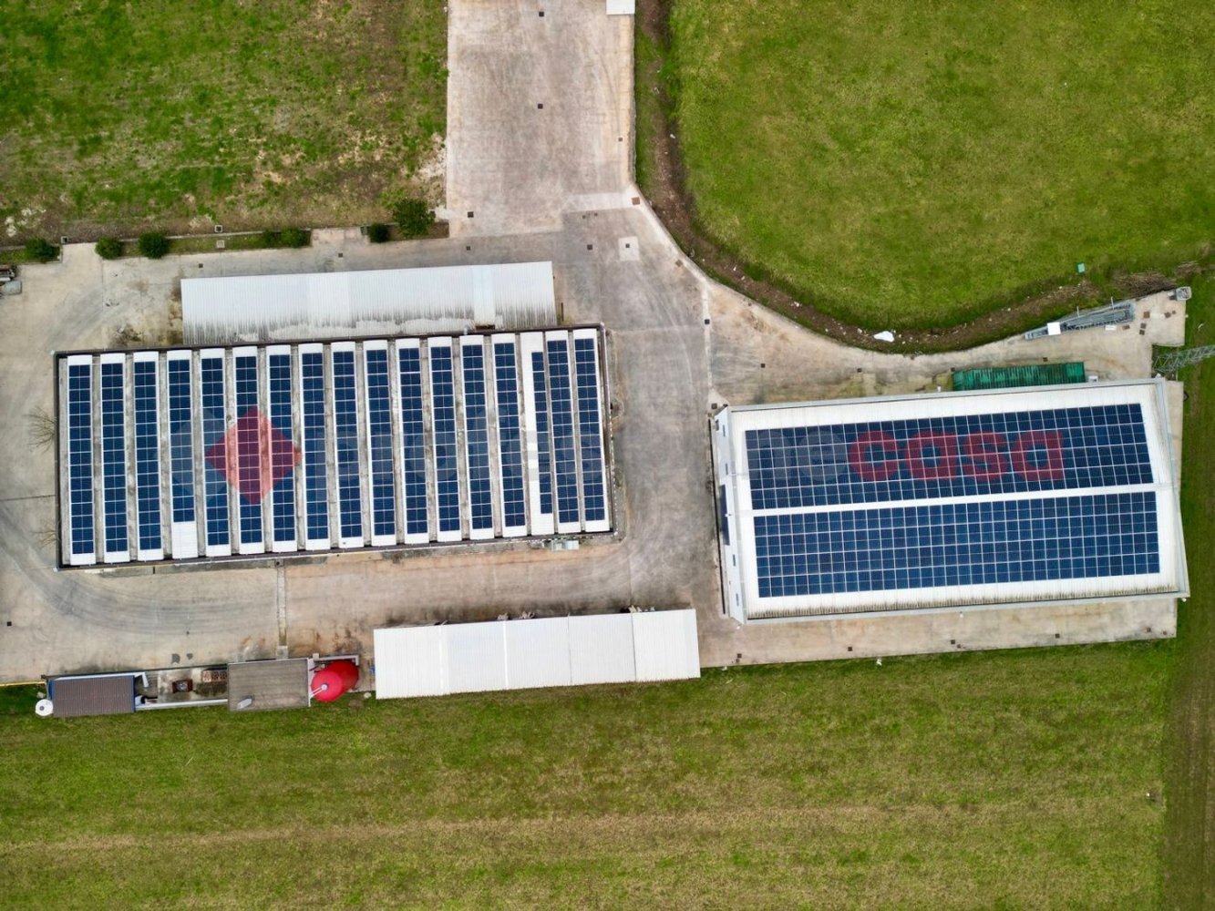 Almacén en Morolo, Italy 2100 m² No. 83063