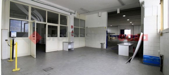 Almacén en Morolo, Italy 2100 m² No. 83063 35