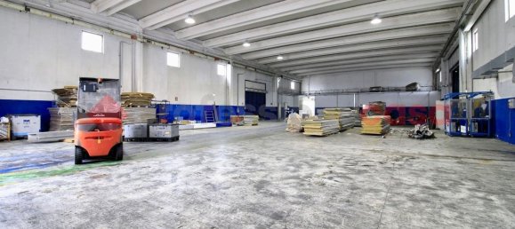 Almacén en Morolo, Italy 2100 m² No. 83063 37