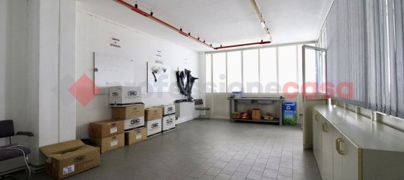 Almacén en Morolo, Italy 2100 m² No. 83063 9