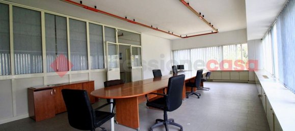 Almacén en Morolo, Italy 2100 m² No. 83063 11