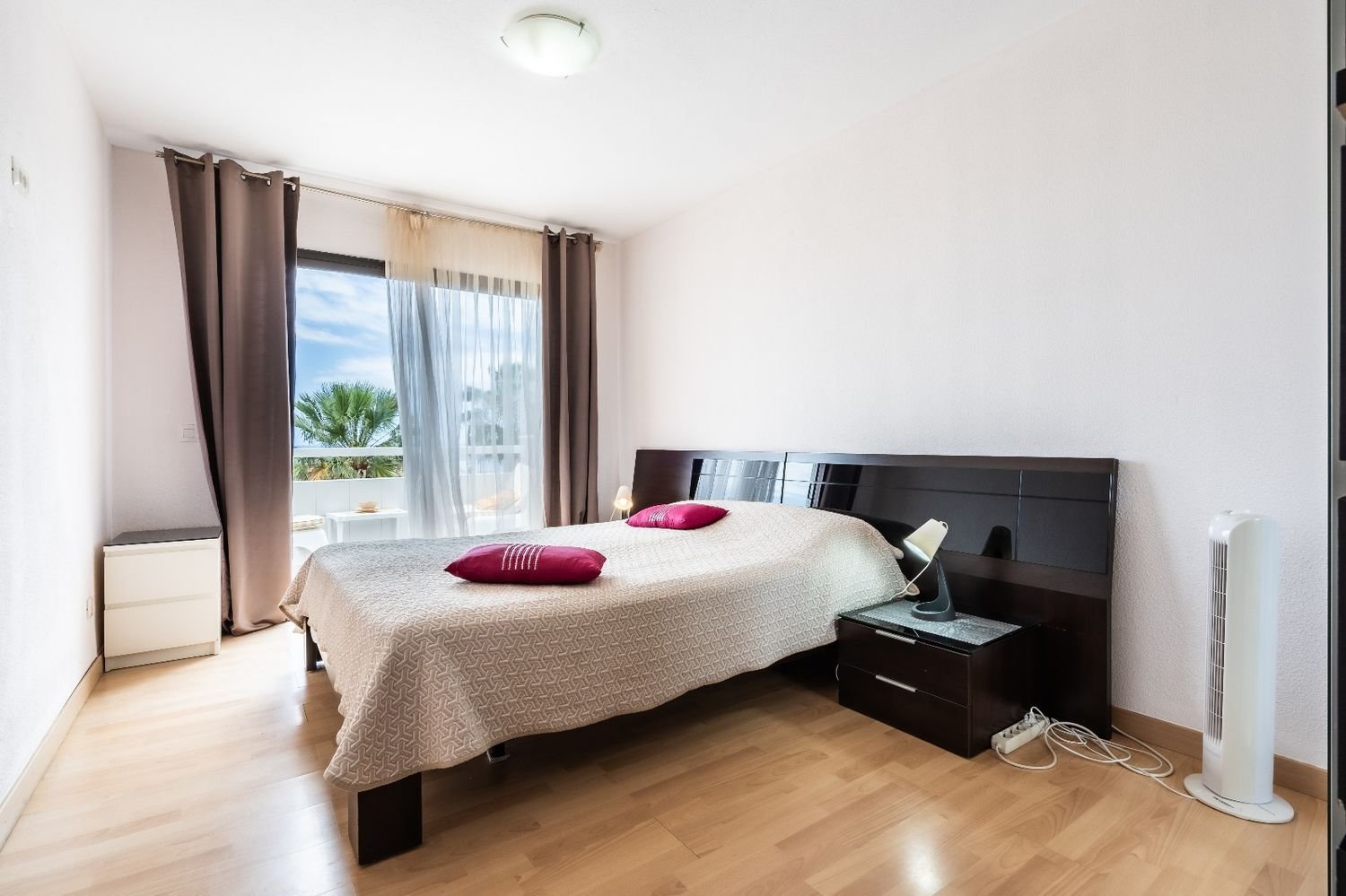 Apartamento de 2 dormitorios en Adeje, Spain No. 234284