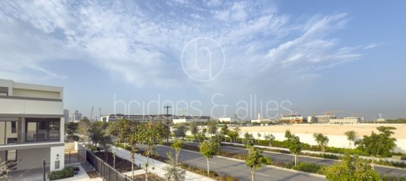 Villa de 4 dormitorios en Dubai, UAE No. 65806 18