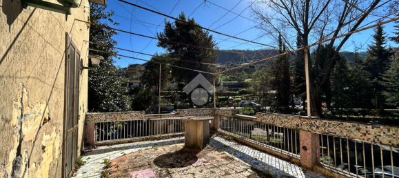 4 rooms House in Salerno, Italy No. 32144 16