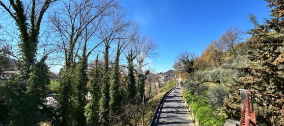 4 rooms House in Salerno, Italy No. 32144 14