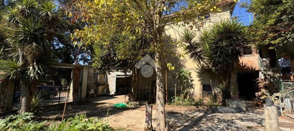 4 rooms House in Salerno, Italy No. 32144 20