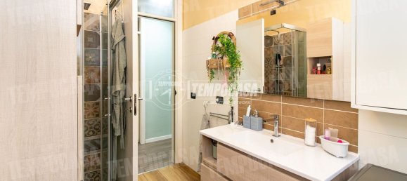 Квартира с 3 спальнями в Гудо Висконти, Италия № 364205 12