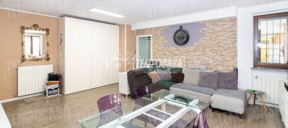 Квартира с 3 спальнями в Гудо Висконти, Италия № 364205 6