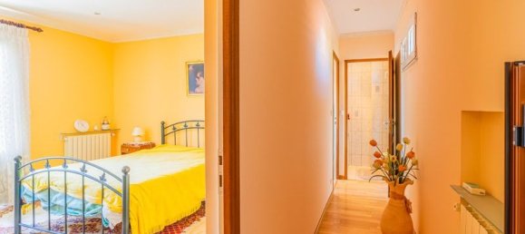 3 bedrooms House in Le Bouscat, France No. 302088 5