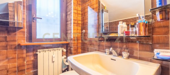 4 bedrooms Apartment in Rome, Italy No. 306635 48