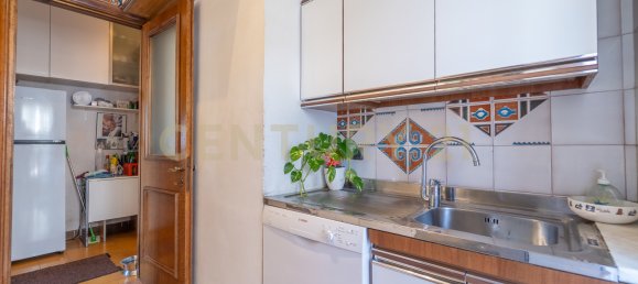 4 bedrooms Apartment in Rome, Italy No. 306635 38