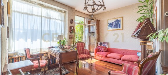 4 bedrooms Apartment in Rome, Italy No. 306635 8