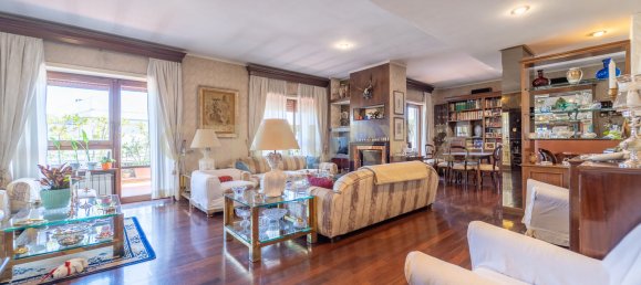 4 bedrooms Apartment in Rome, Italy No. 306635 14