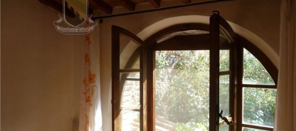 4 rooms Apartment in Murlo, Italy No. 179566 6